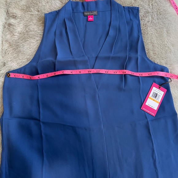 Vince Camuto Blouse - Picture 14 of 15